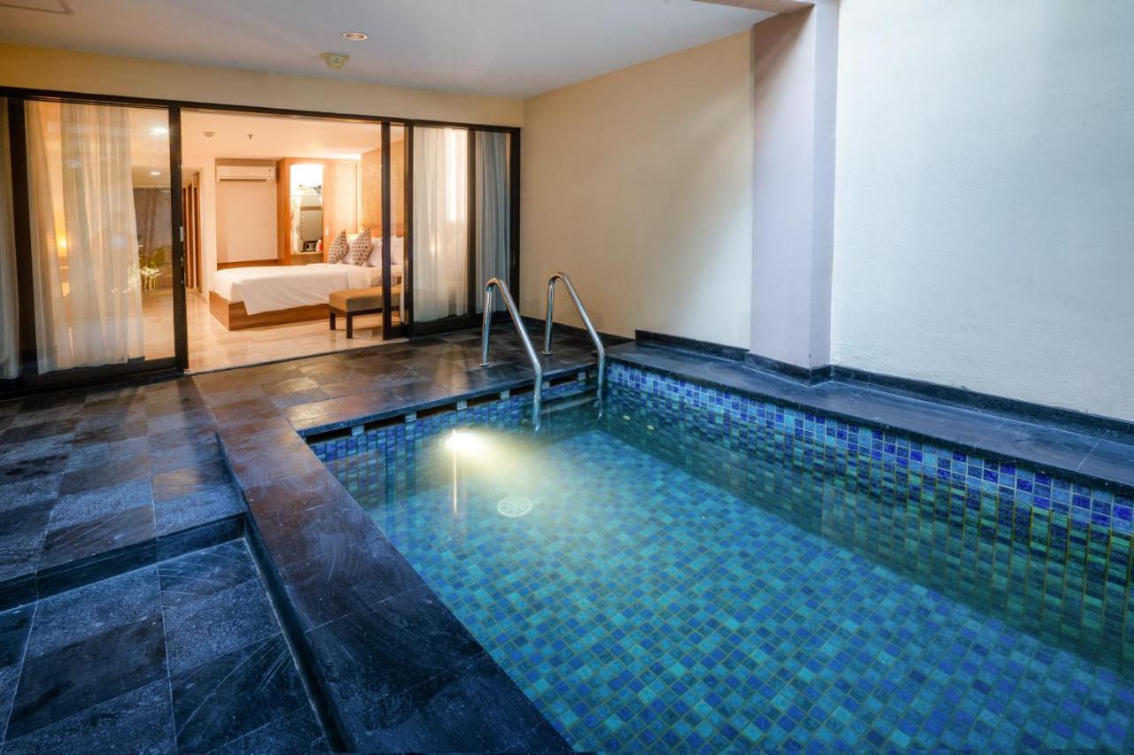 Park Regis Kuta Hotel Kuta Lombok Kültér fotó