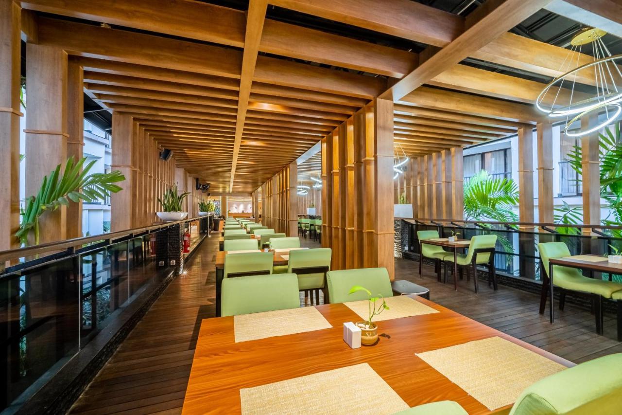 Park Regis Kuta Hotel Kuta Lombok Kültér fotó